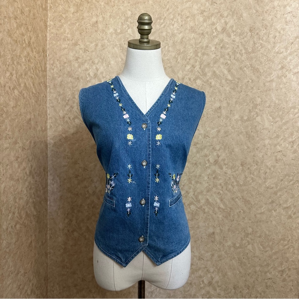 VTG Y2K 90s Cottagecore Floral Embroidered Blue Jean Denim Vest